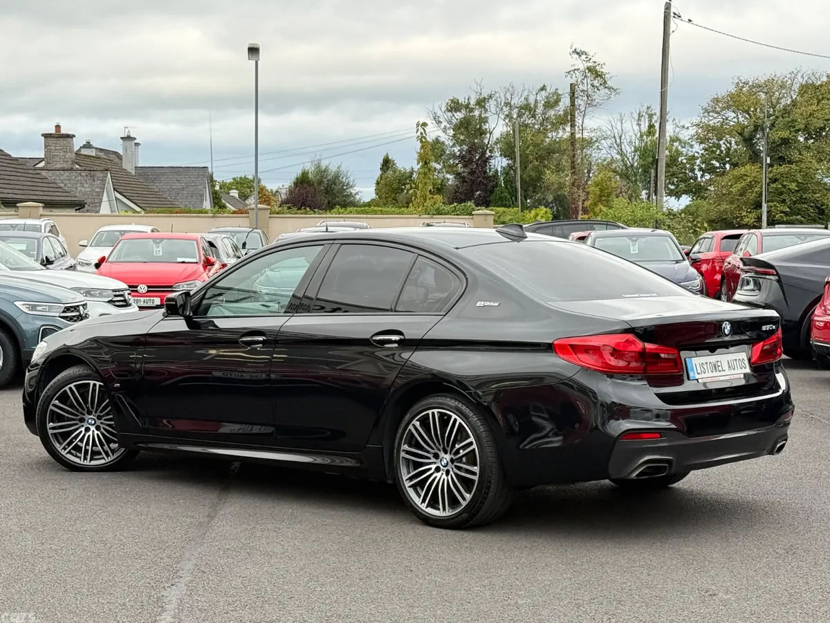 BMW 5-Series Saloon, Petrol Plug-in Hybrid, 2017, Black