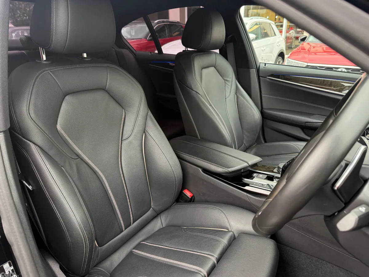 BMW 5-Series Saloon, Petrol Plug-in Hybrid, 2017, Black