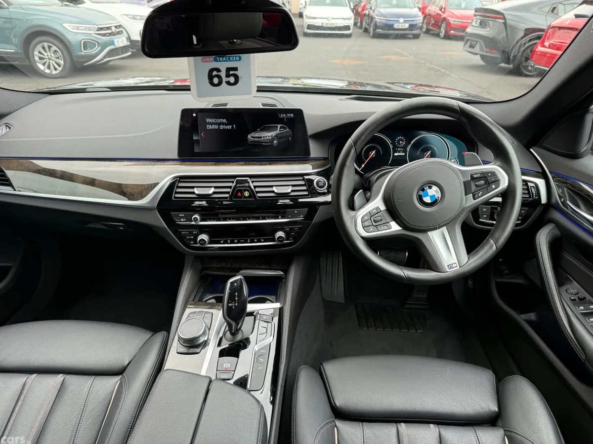 BMW 5-Series Saloon, Petrol Plug-in Hybrid, 2017, Black