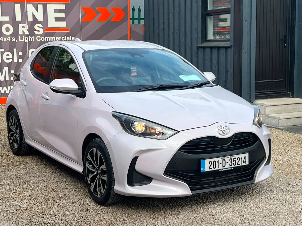 Toyota Yaris Hatchback, Petrol, 2020, Grey