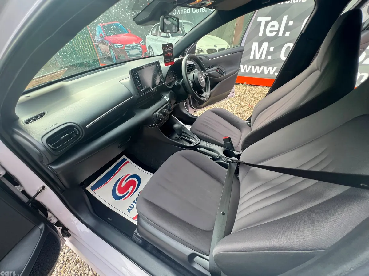Toyota Yaris Hatchback, Petrol, 2020, Grey
