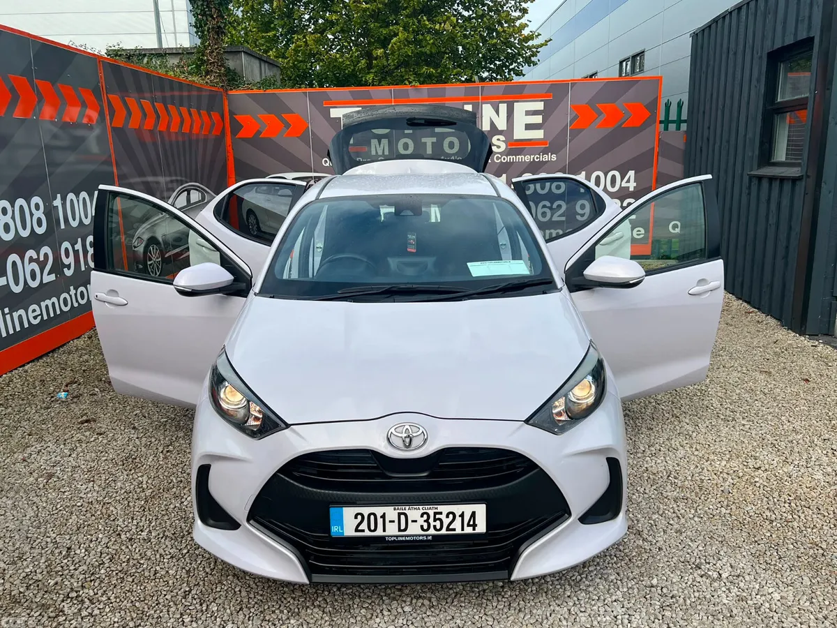 Toyota Yaris Hatchback, Petrol, 2020, Grey