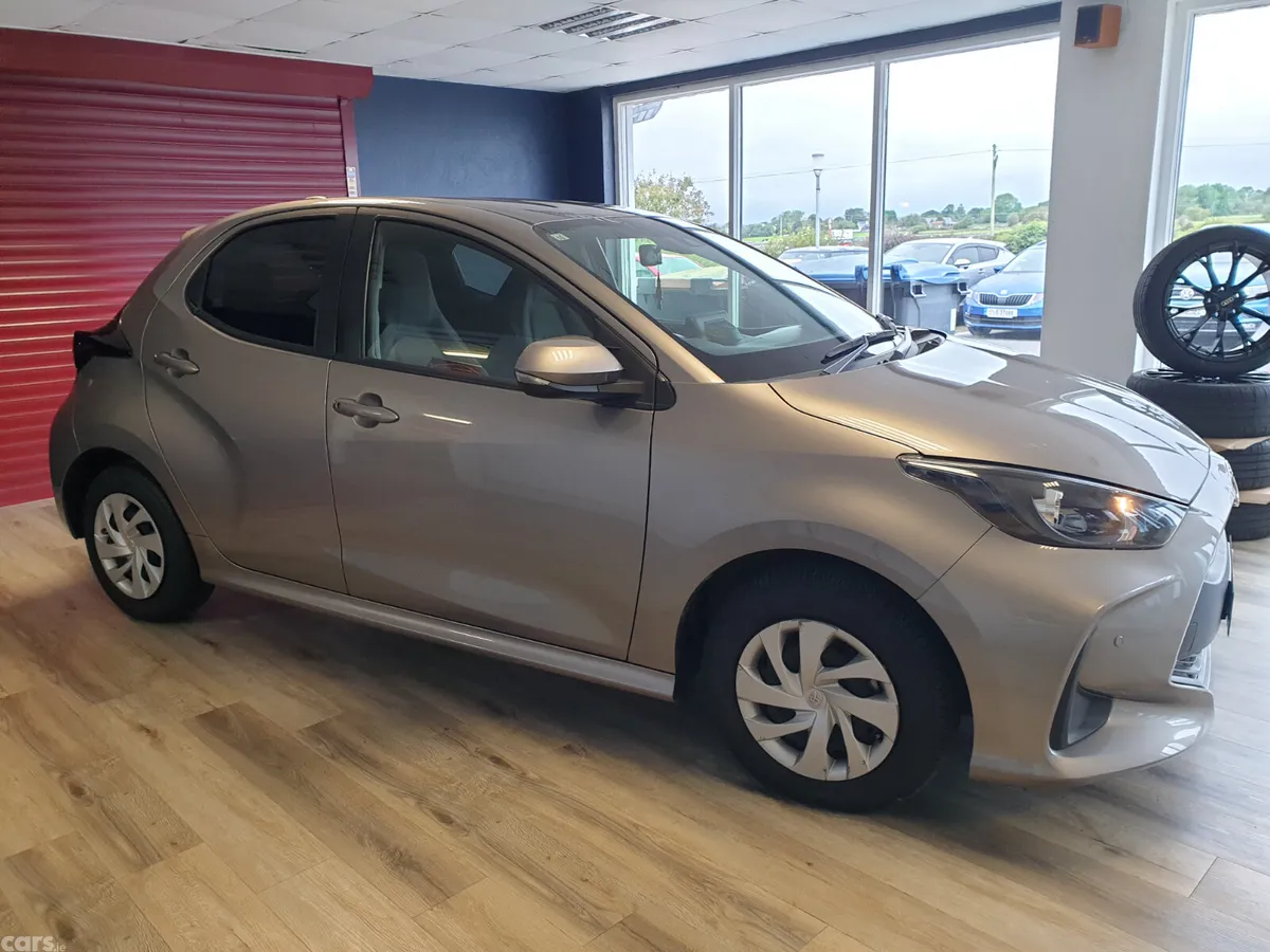 Toyota Yaris Hatchback, Petrol Hybrid, 2022, Beige