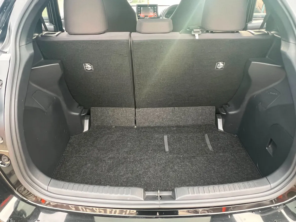 Toyota Yaris Hatchback, Petrol, 2021, Black