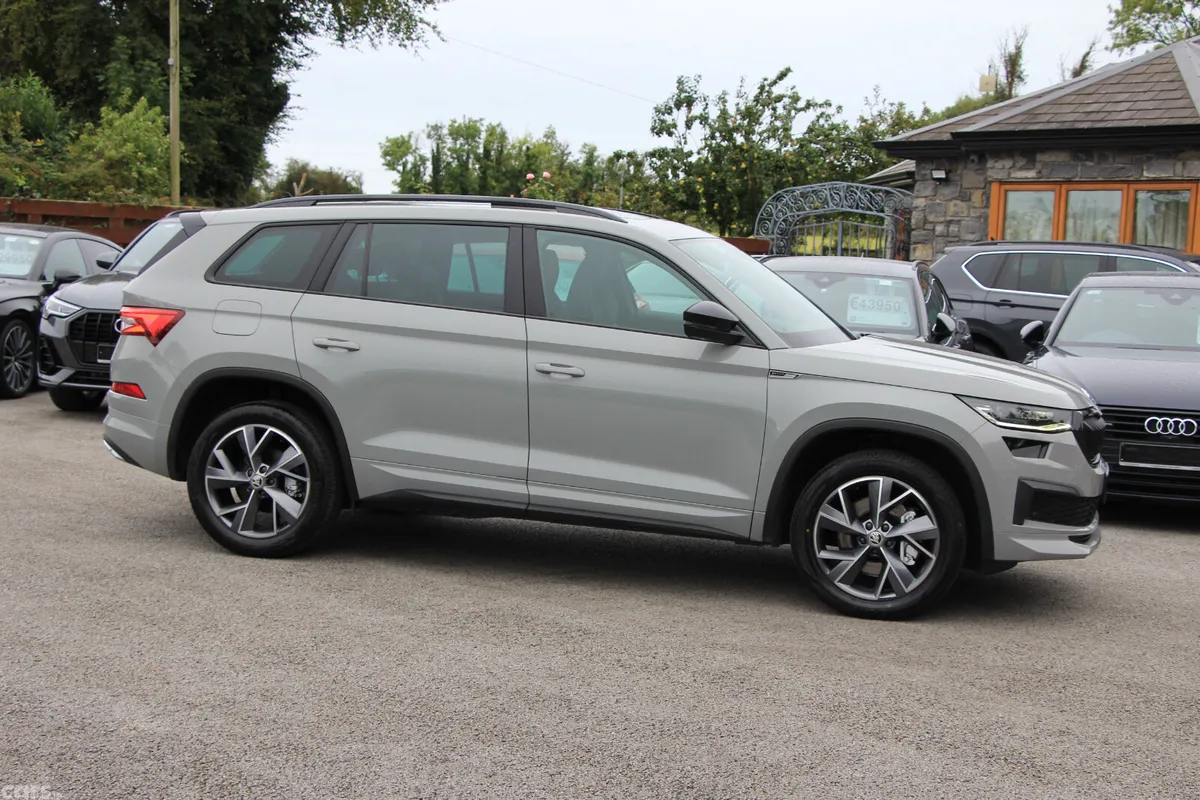 Skoda Kodiaq SUV, Diesel, 2022, Grey