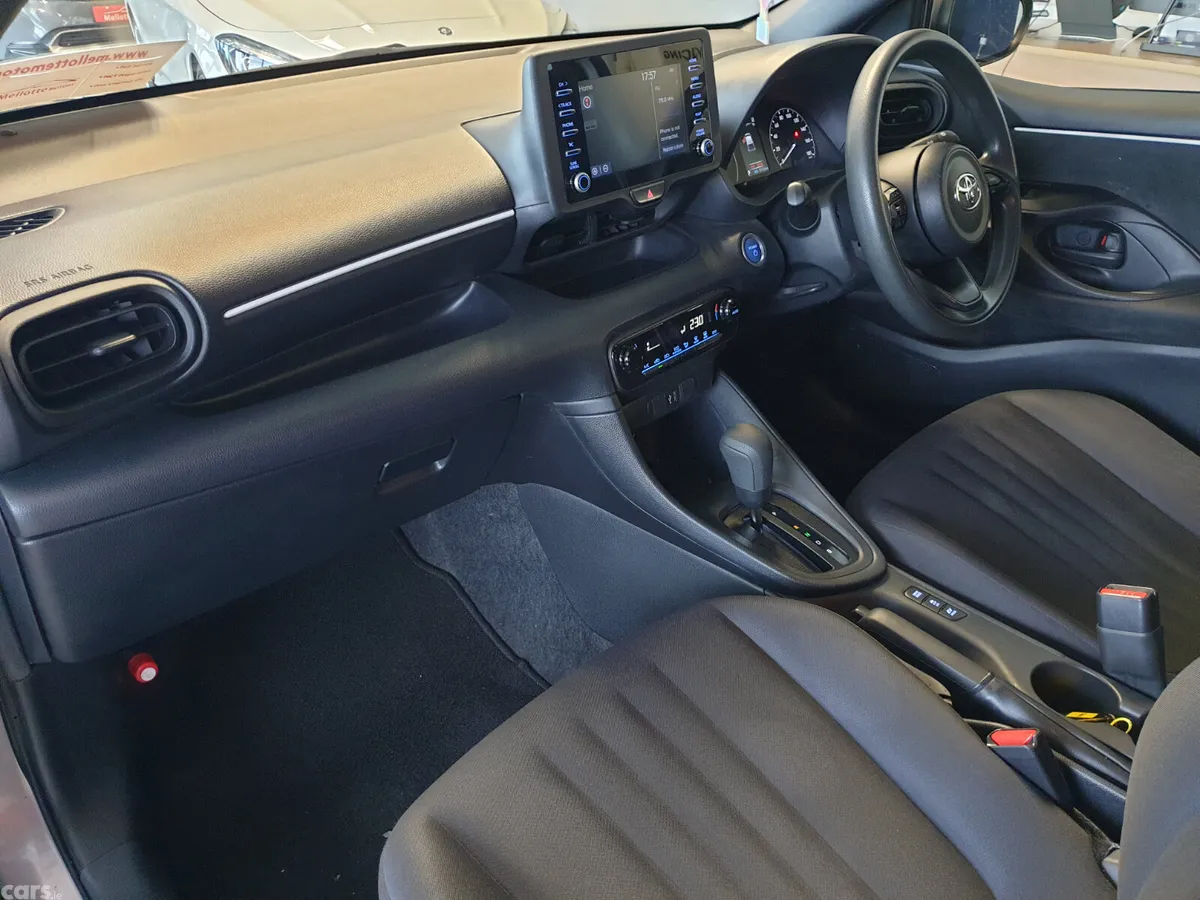 Toyota Yaris Hatchback, Petrol Hybrid, 2022, Beige