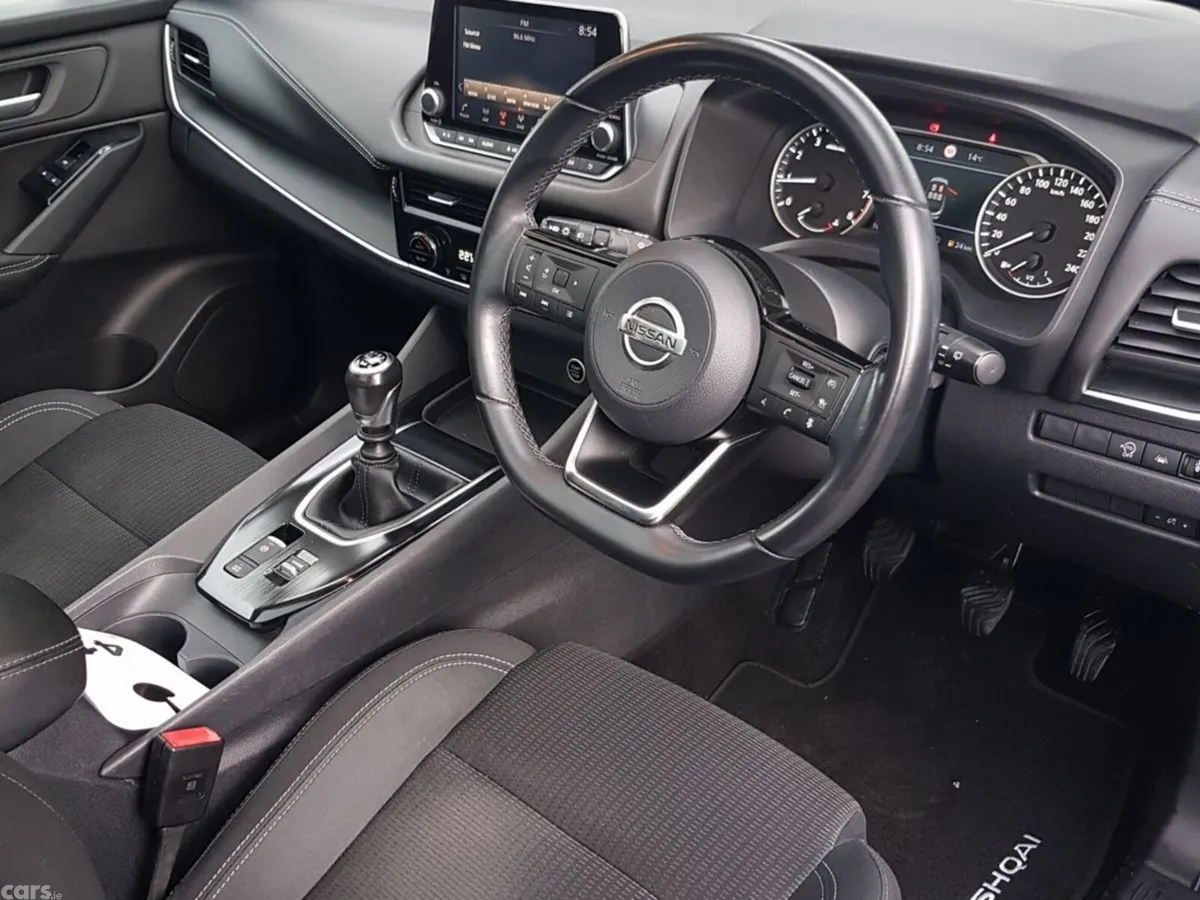 Nissan Qashqai SUV, Petrol, 2022, Black