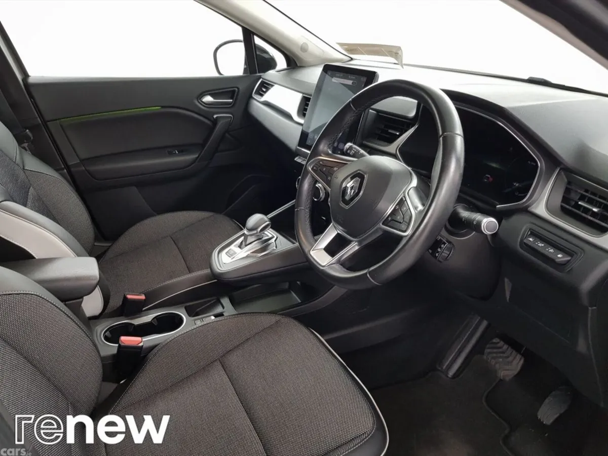 Renault Captur Hatchback, Petrol Plug-in Hybrid, 2021, Grey