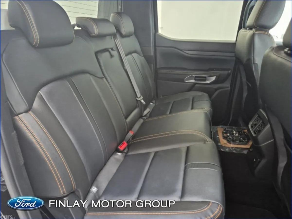 Ford Ranger MPV, Petrol Plug-in Hybrid, 2027, Black