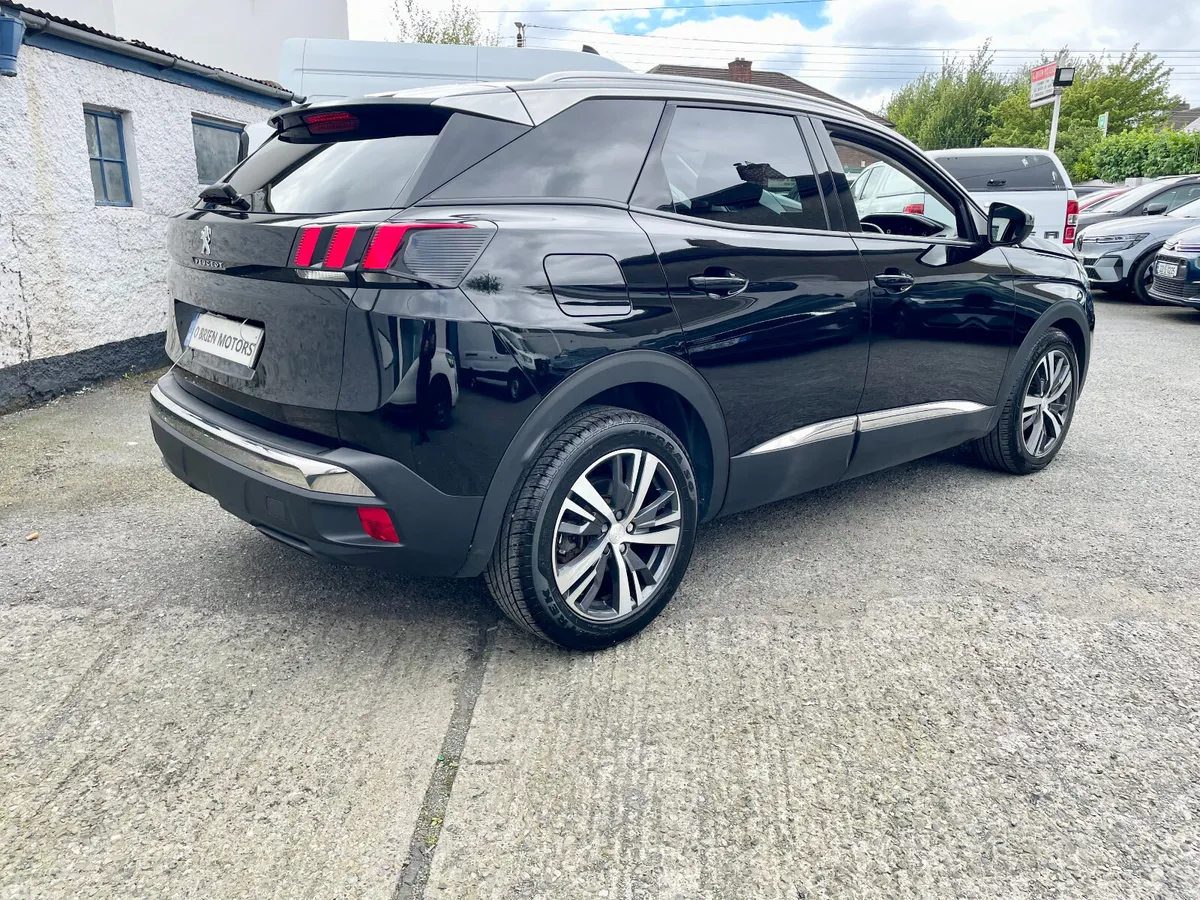 Peugeot 3008 SUV, Petrol, 2023, Black