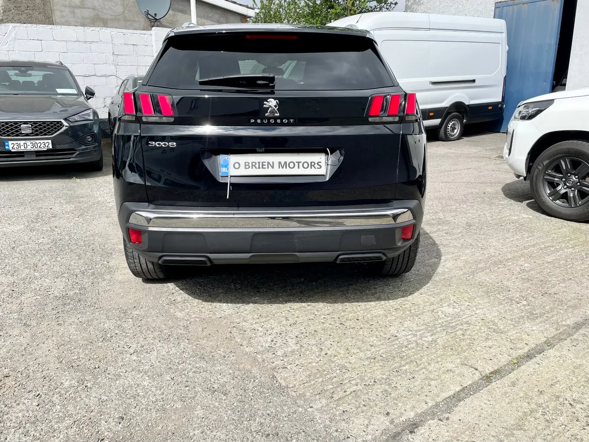 Peugeot 3008 SUV, Petrol, 2023, Black