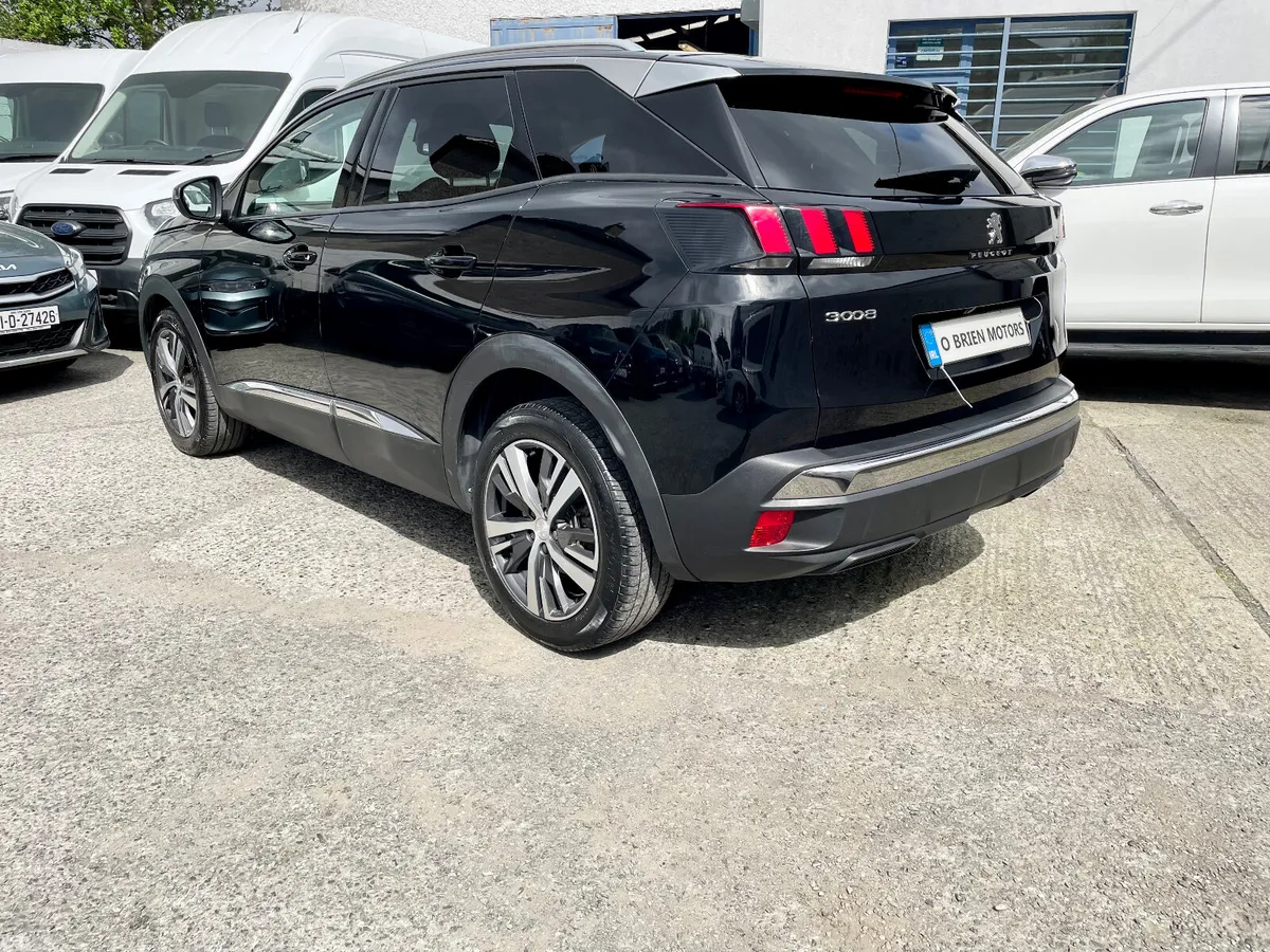 Peugeot 3008 SUV, Petrol, 2023, Black