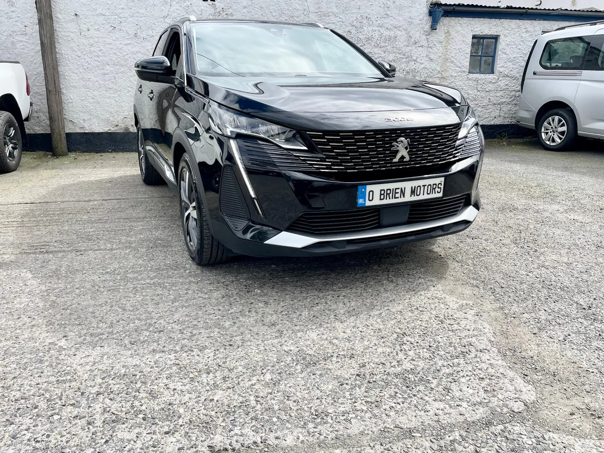 Peugeot 3008 SUV, Petrol, 2023, Black