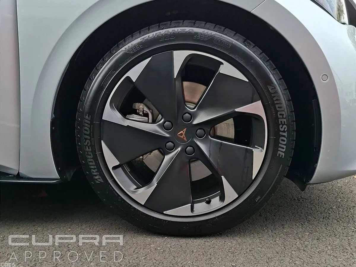 Cupra Born Estate, Electric, 2026, Grey