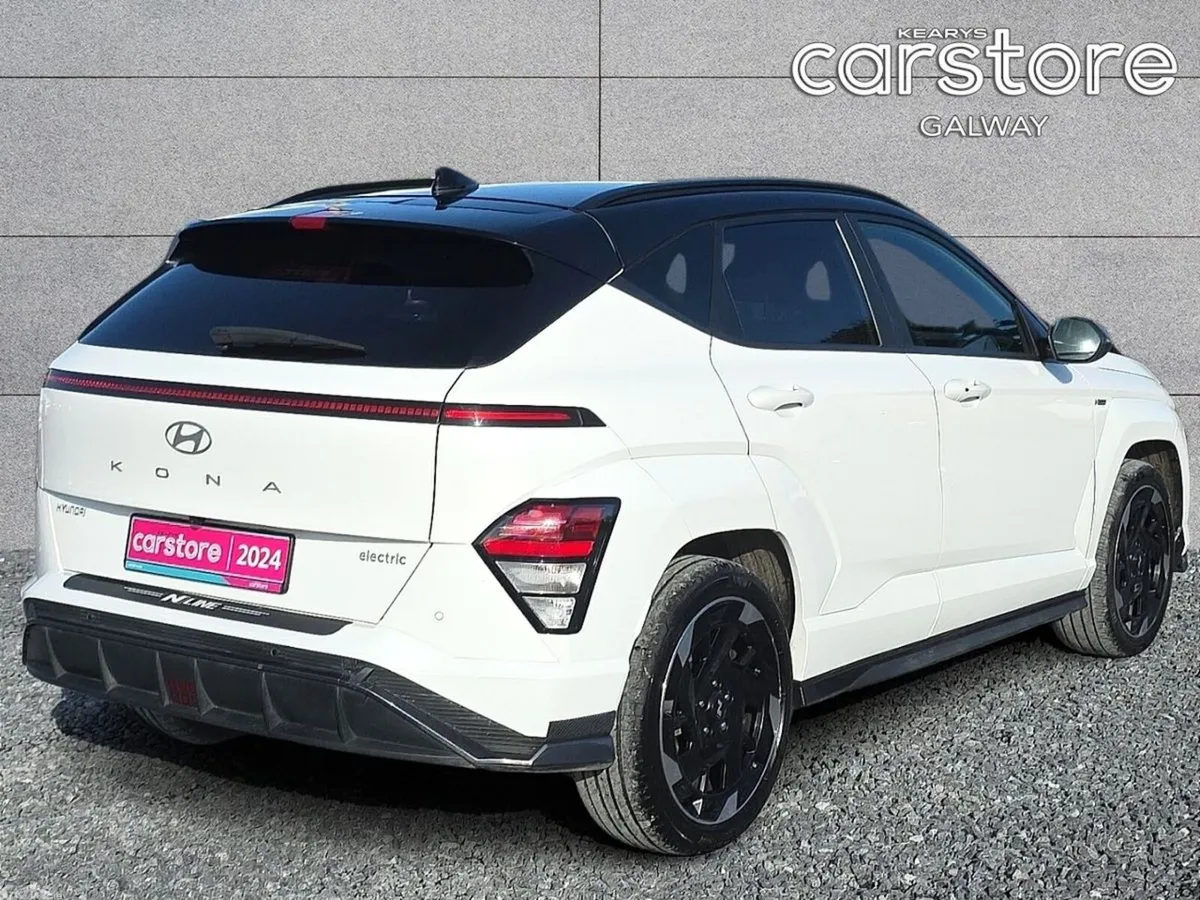 Hyundai KONA Hatchback, Electric, 2024, White
