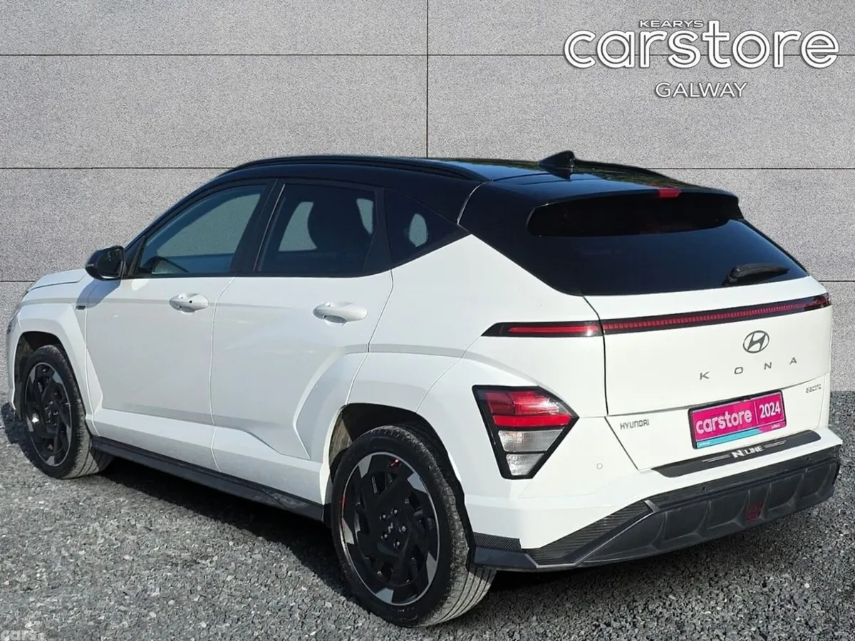 Hyundai KONA Hatchback, Electric, 2024, White