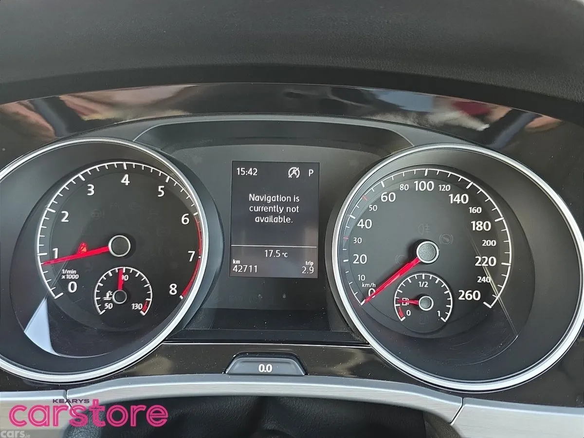 Volkswagen Touran MPV, Petrol, 2019, Silver