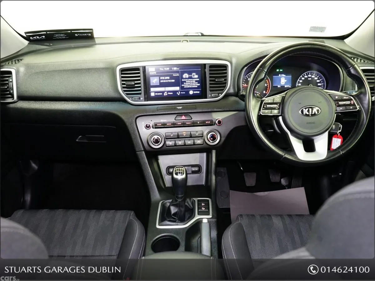 Kia Sportage MPV, Diesel Hybrid, 2021, White