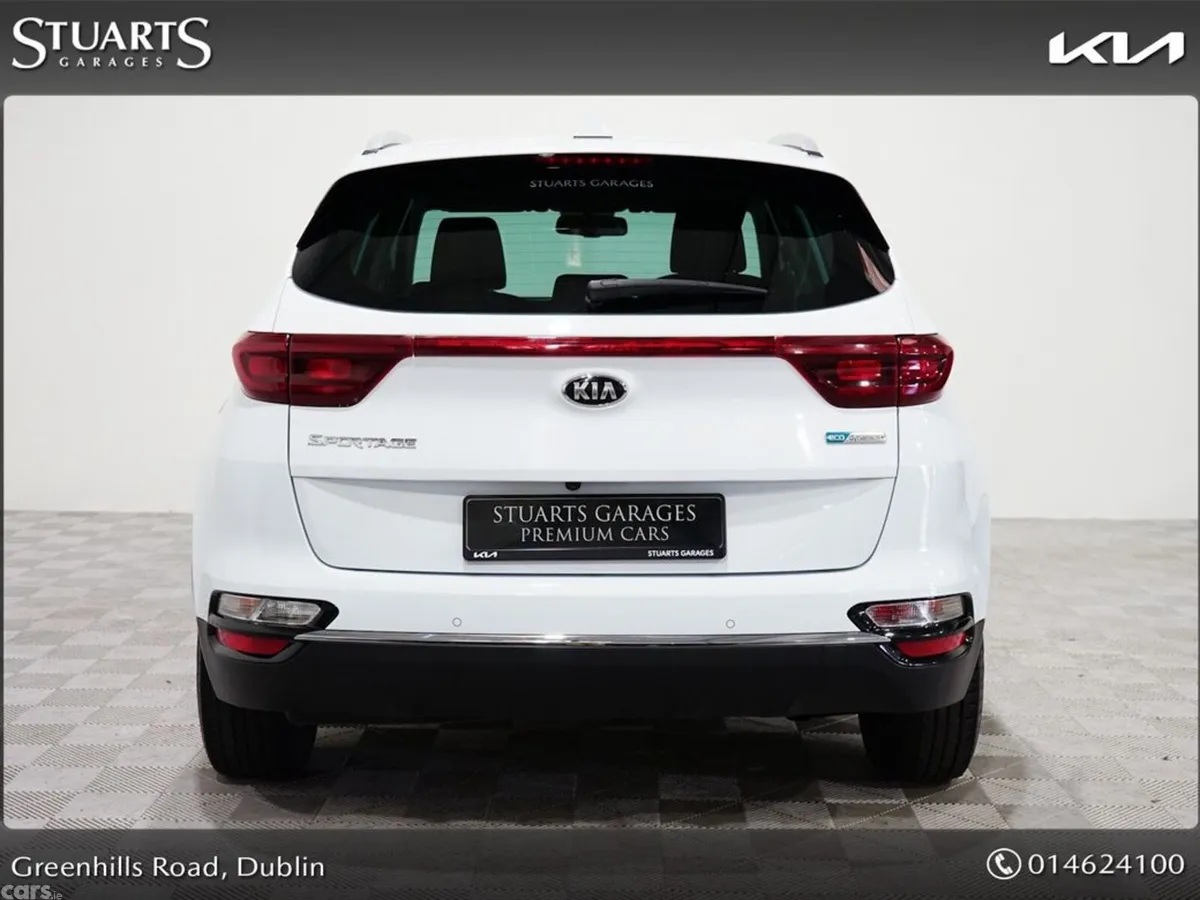 Kia Sportage MPV, Diesel Hybrid, 2021, White