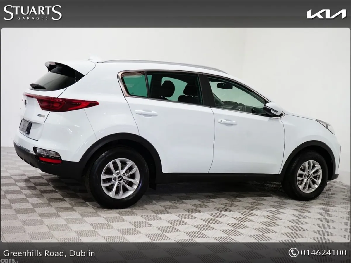 Kia Sportage MPV, Diesel Hybrid, 2021, White