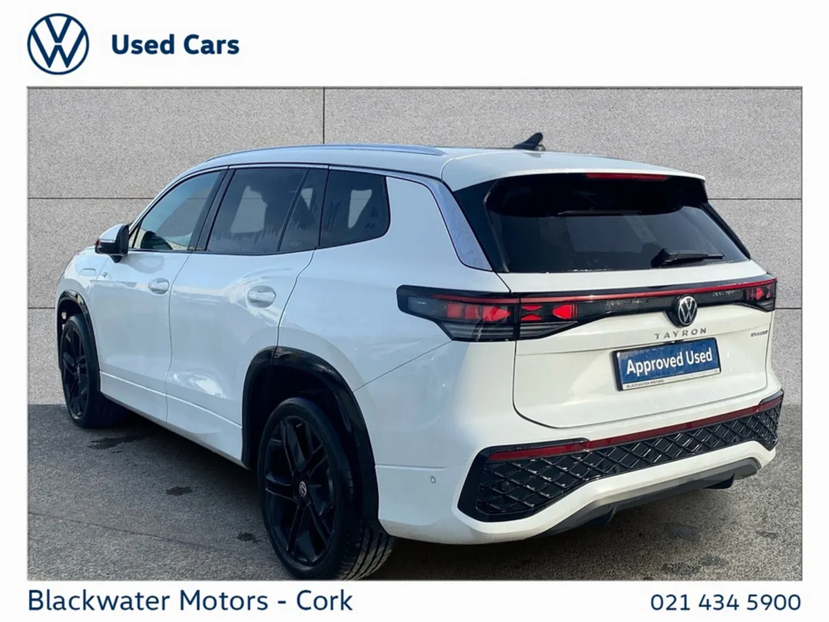 Volkswagen Tayron Hatchback, Petrol Plug-in Hybrid, 2026, White
