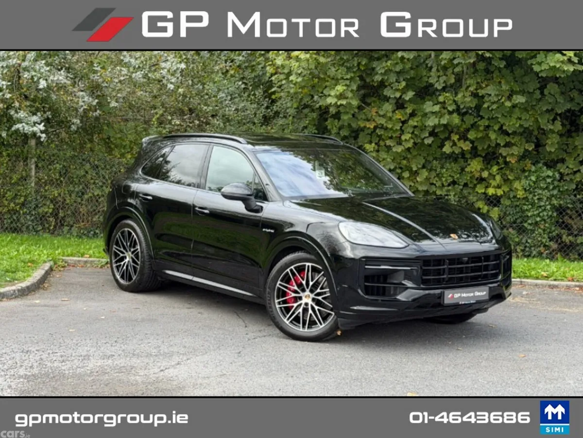 Porsche Cayenne Estate, Petrol Plug-in Hybrid, 2024, Black