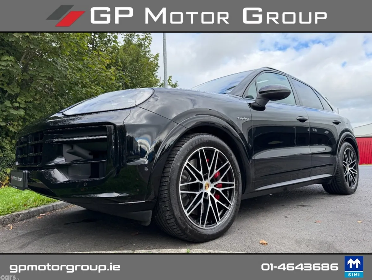 Porsche Cayenne Estate, Petrol Plug-in Hybrid, 2024, Black