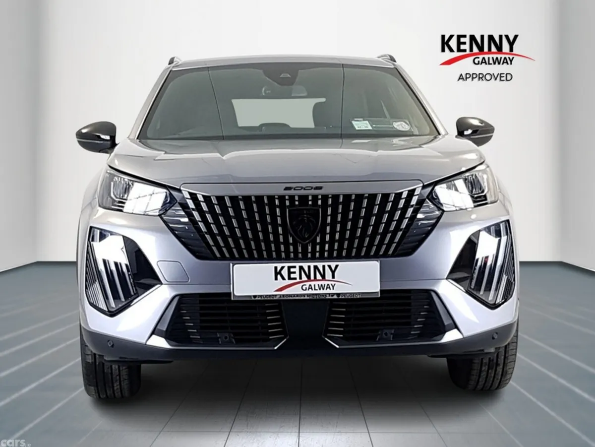 Peugeot 2008 MPV, Petrol, 2024, Grey