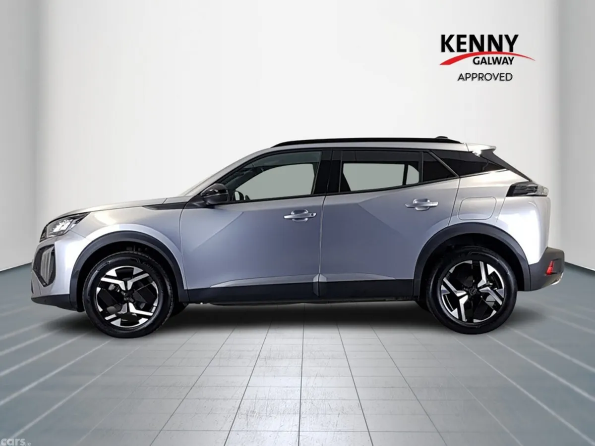 Peugeot 2008 MPV, Petrol, 2024, Grey