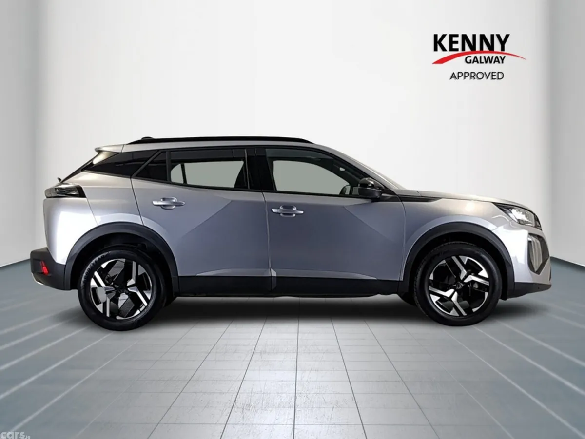 Peugeot 2008 MPV, Petrol, 2024, Grey