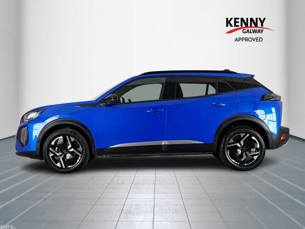 Peugeot 2008 MPV, Petrol, 2024, Blue