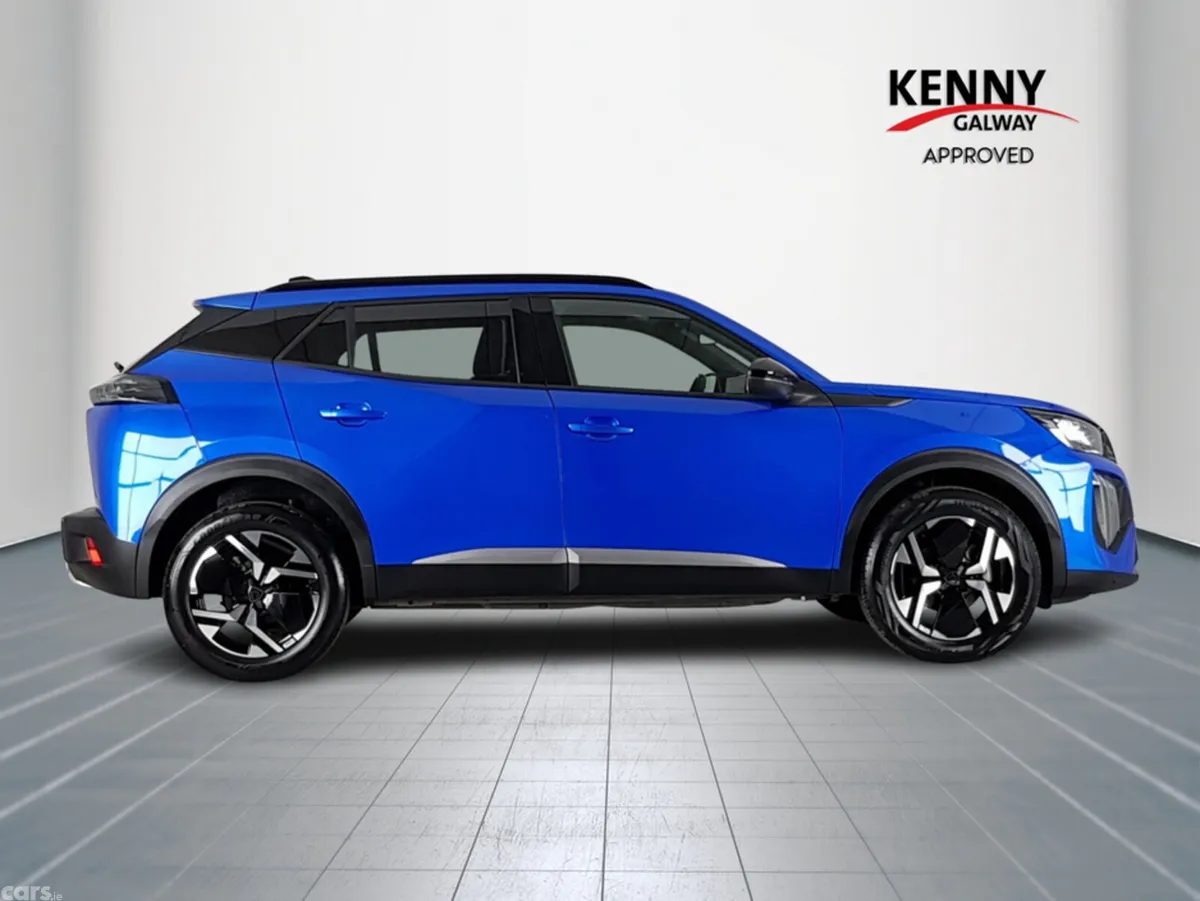 Peugeot 2008 MPV, Petrol, 2024, Blue