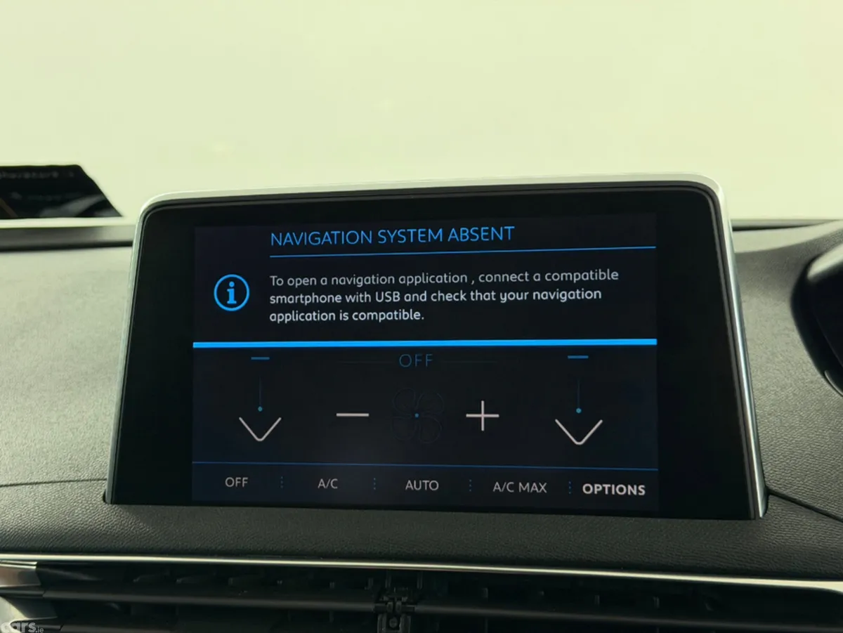 Peugeot 5008 MPV, Diesel, 2021, Blue