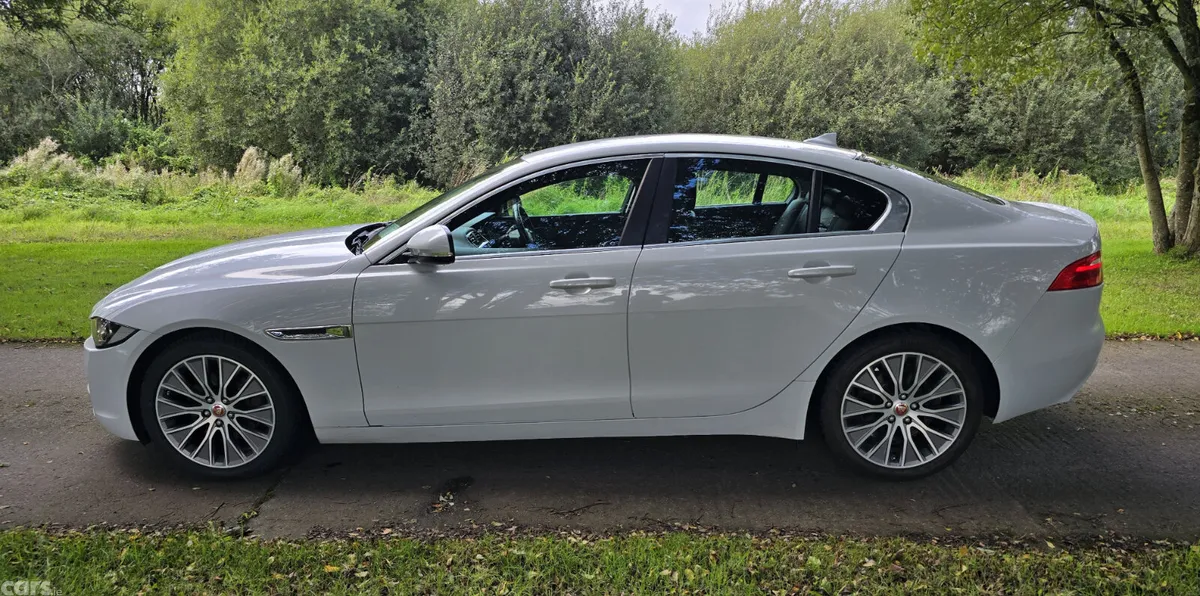 Jaguar XE Saloon, Diesel, 2016, White