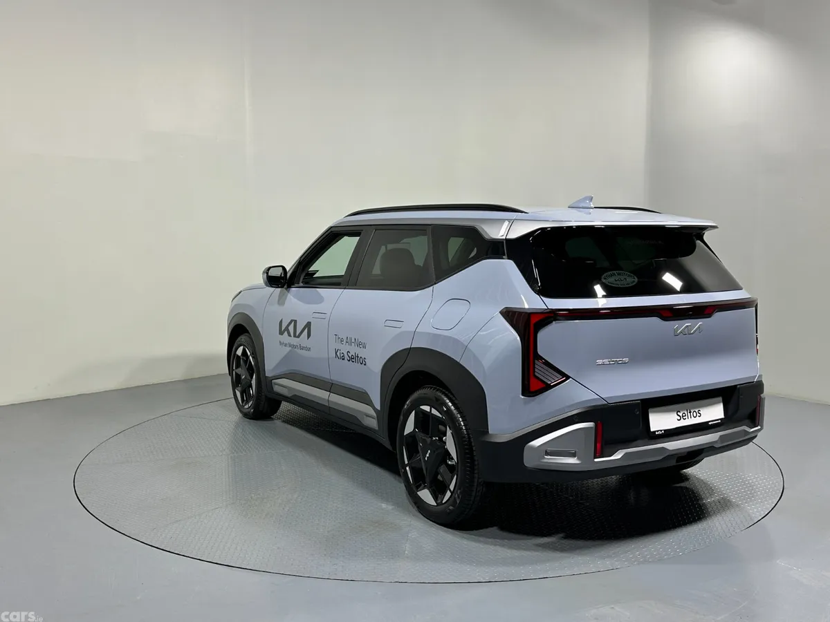 Kia Seltos SUV, Petrol Hybrid, 2027, Blue
