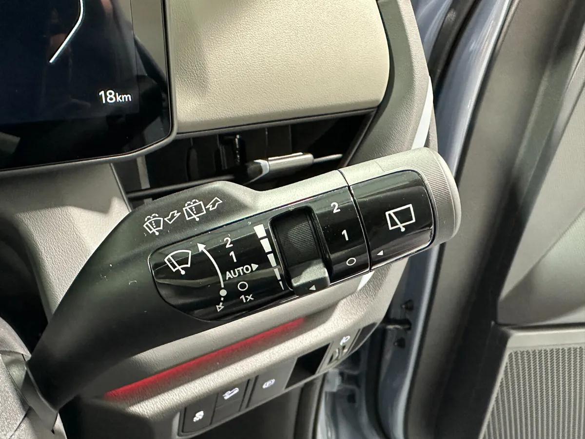 Kia Seltos SUV, Petrol Hybrid, 2027, Blue