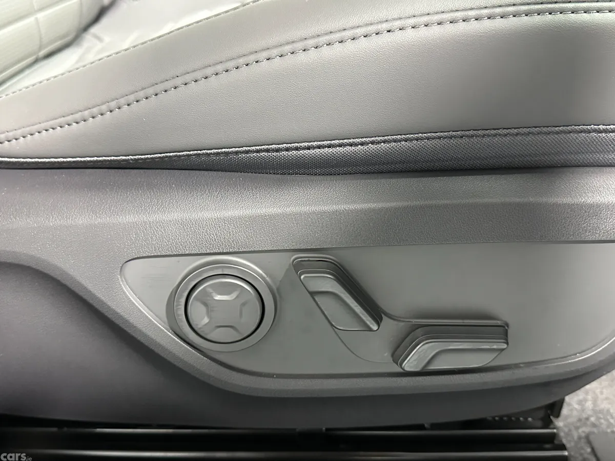 Kia Seltos SUV, Petrol Hybrid, 2027, Blue