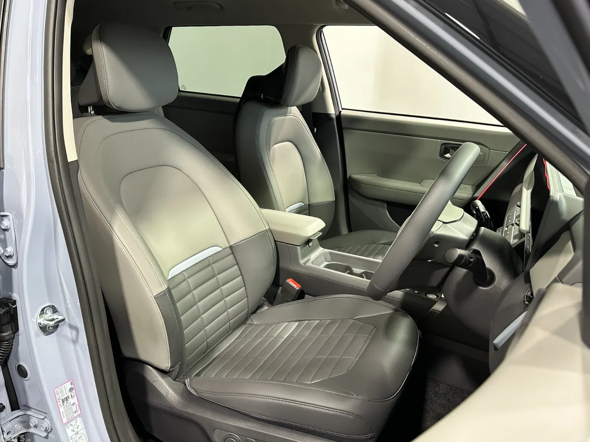 Kia Seltos SUV, Petrol Hybrid, 2027, Blue