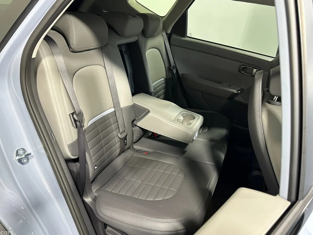 Kia Seltos SUV, Petrol Hybrid, 2027, Blue