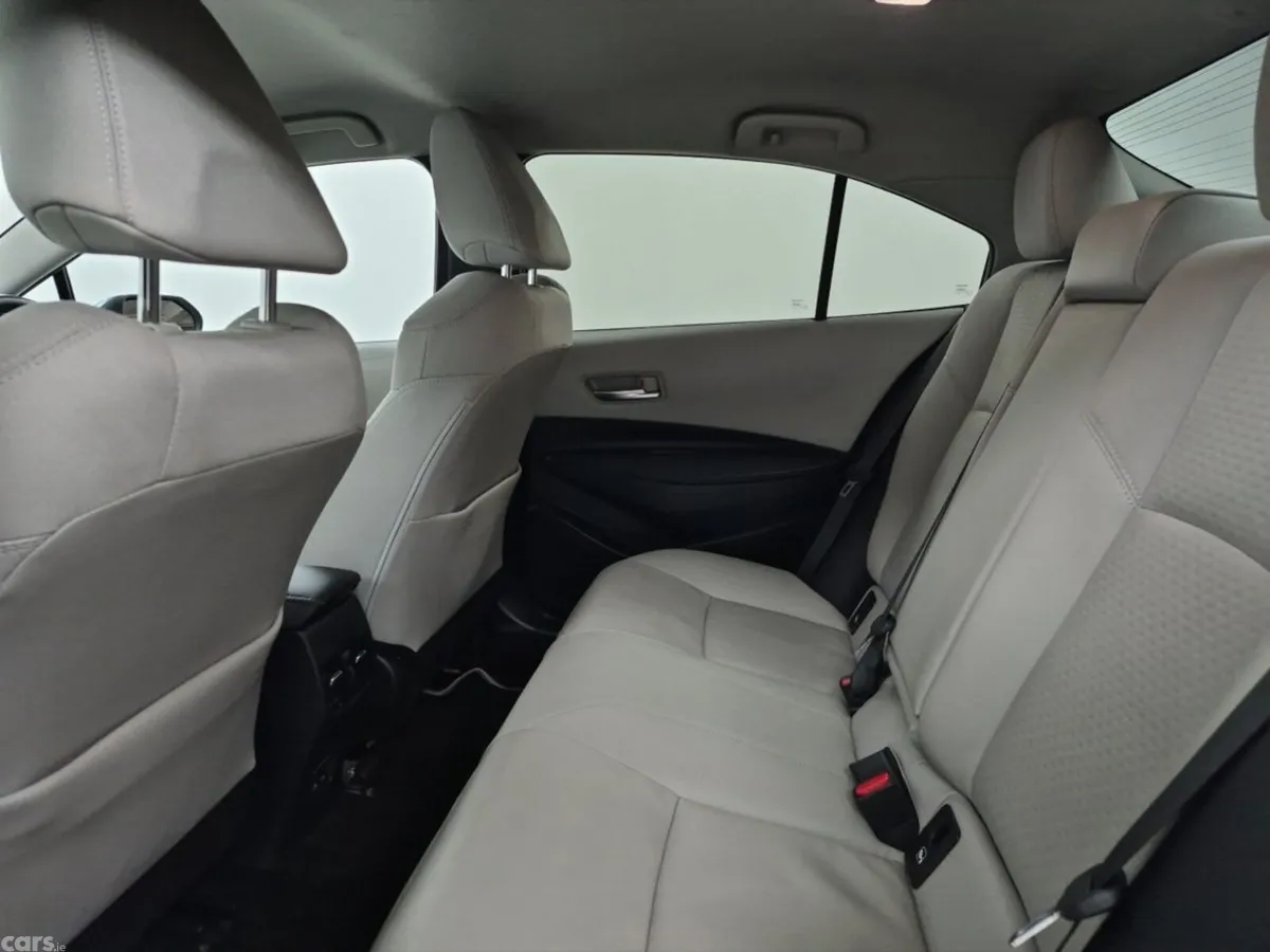 Toyota Corolla Saloon, Petrol Hybrid, 2023, Grey