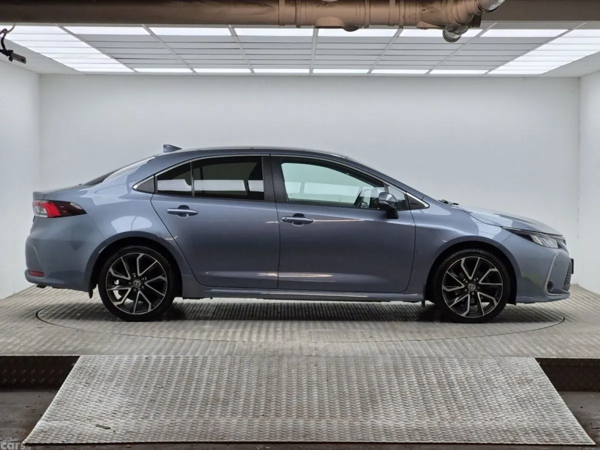 Toyota Corolla Saloon, Petrol Hybrid, 2023, Grey