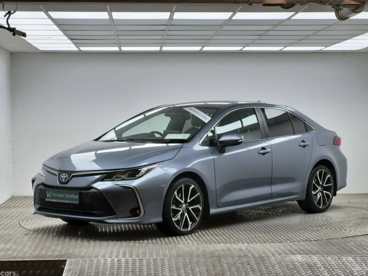 Toyota Corolla Saloon, Petrol Hybrid, 2023, Grey