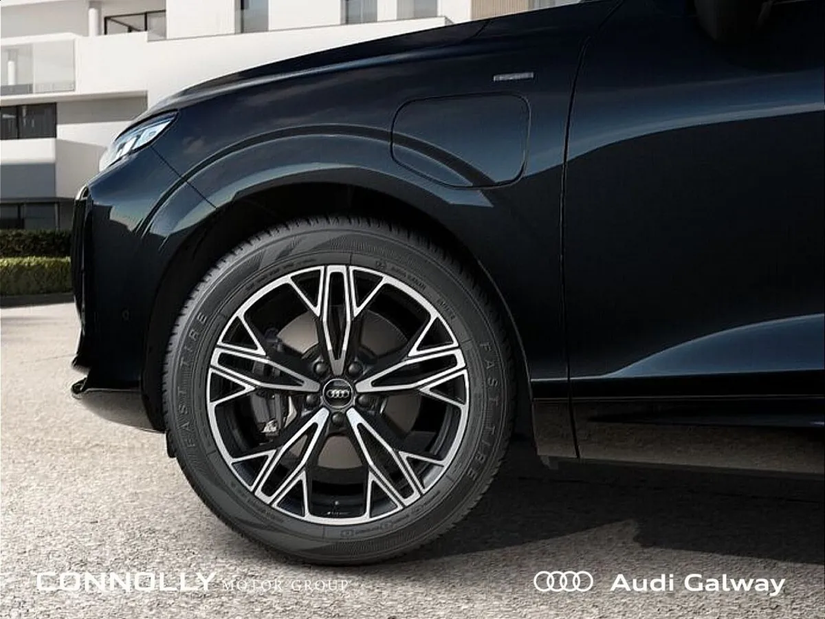 Audi Q3 SUV, Petrol Plug-in Hybrid, 2027, Black