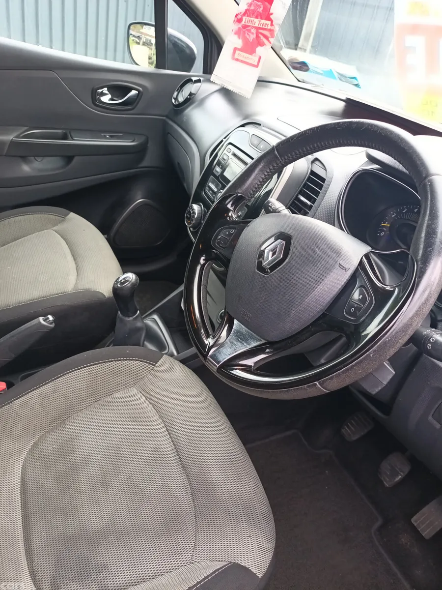 Renault Captur Hatchback, Diesel, 2017, Grey
