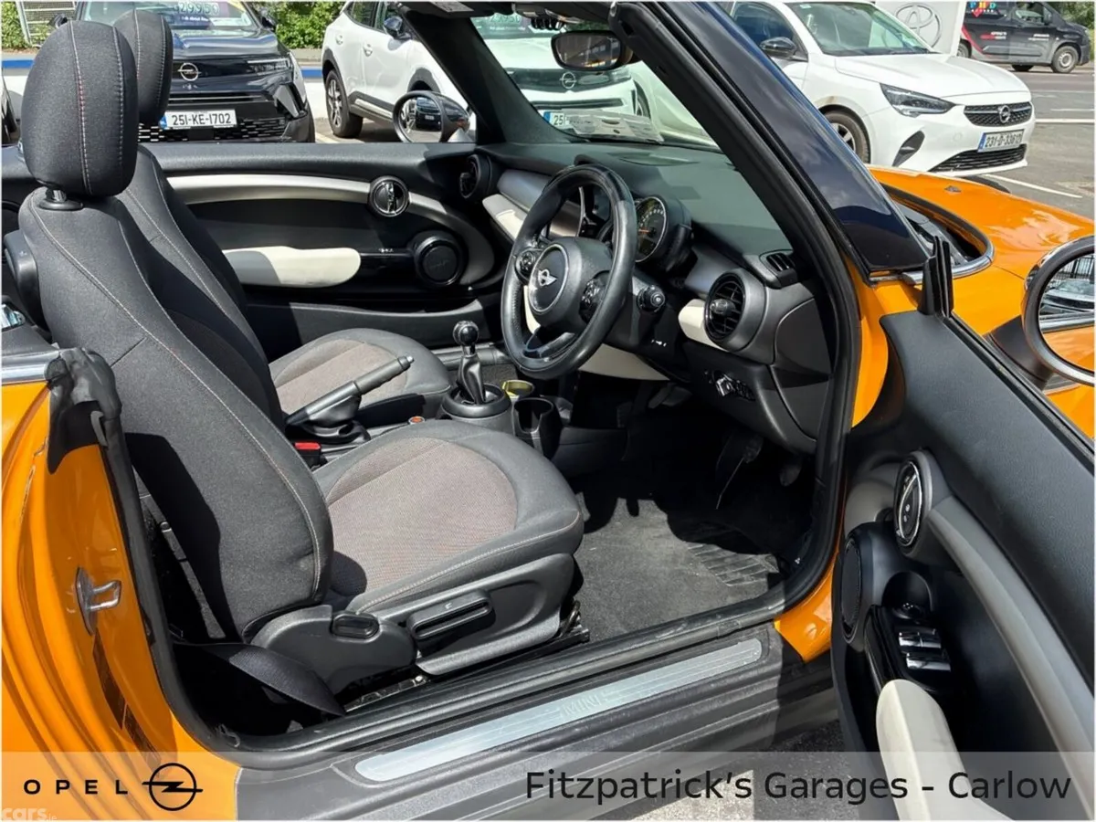 Mini Cooper Convertible, Diesel, 2017, Orange