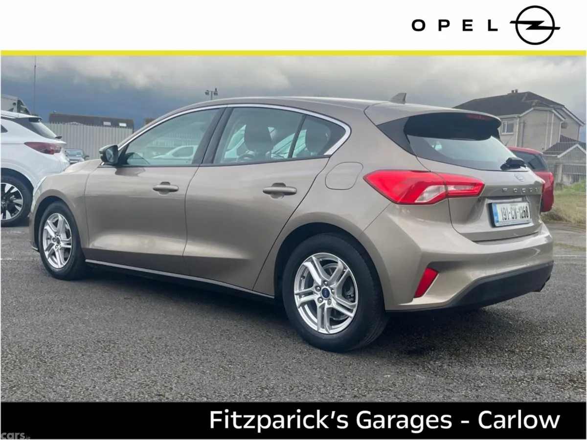 Ford Focus Hatchback, Petrol, 2019, Silver