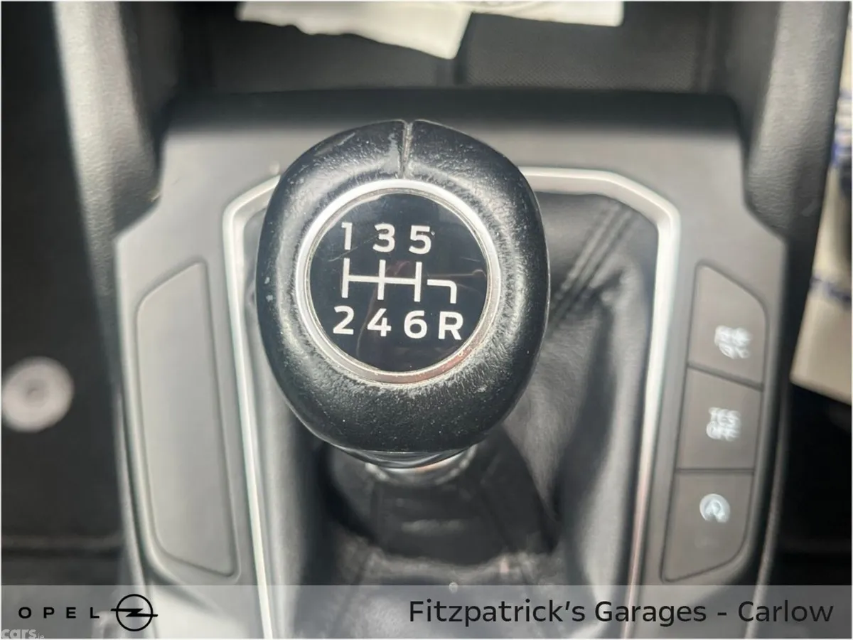 Ford Focus Hatchback, Petrol, 2019, Silver