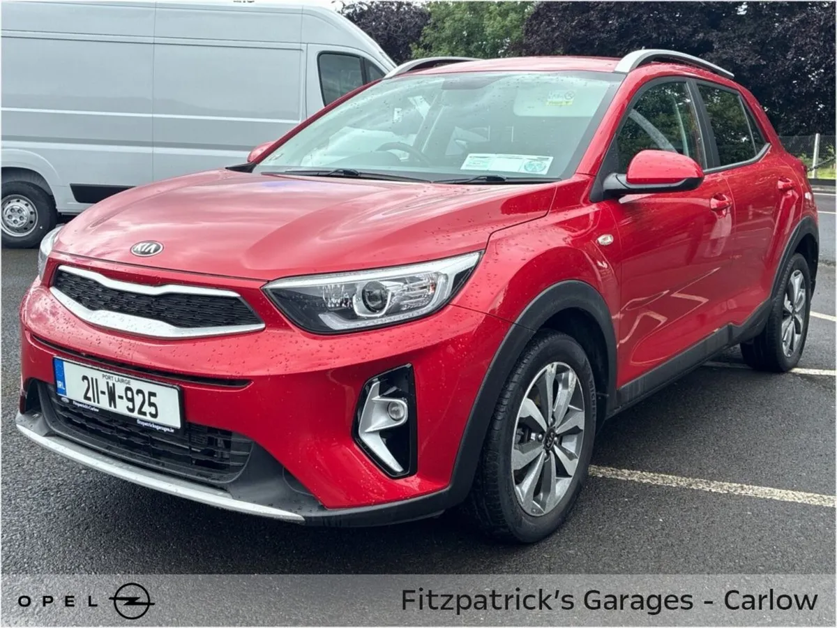 Kia Stonic Estate, Petrol, 2021, Red
