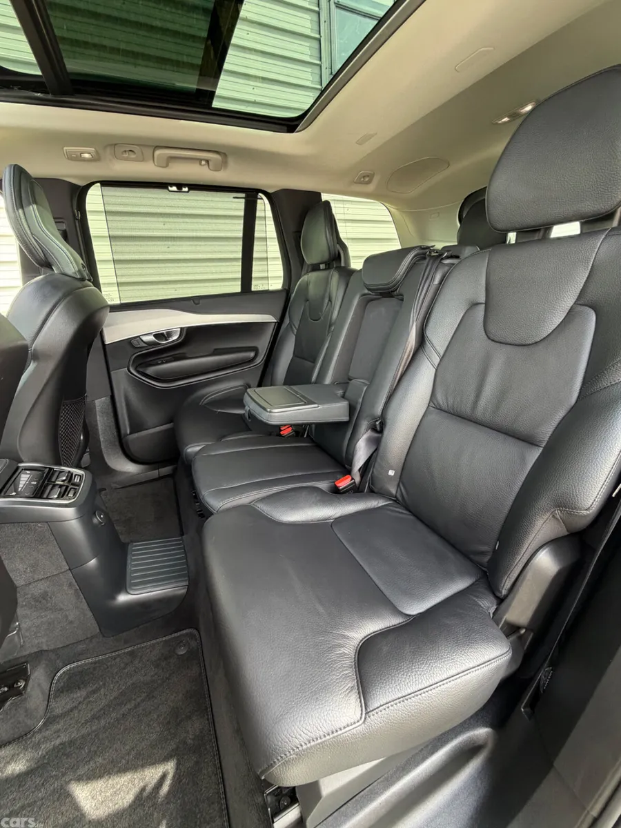 Volvo XC90 SUV, Petrol Plug-in Hybrid, 2023, Grey