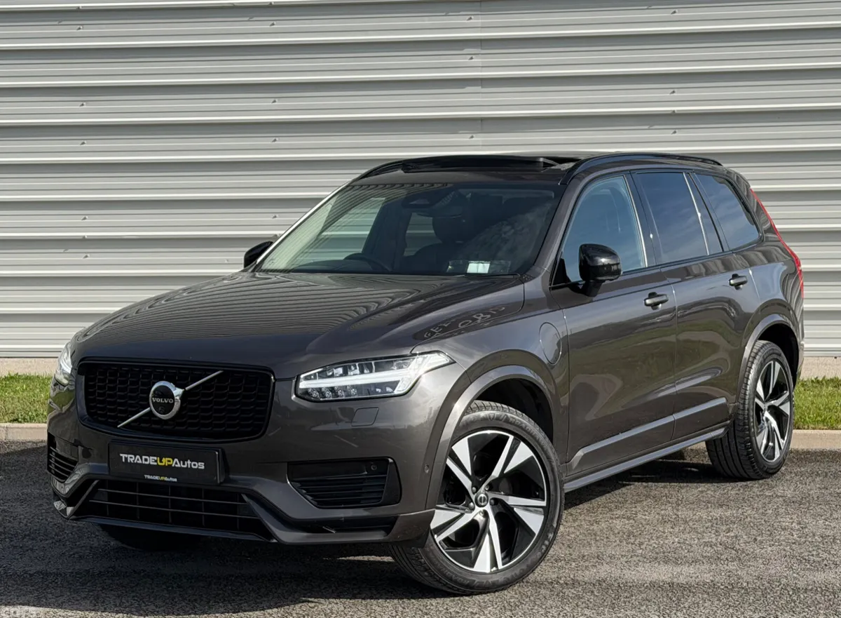 Volvo XC90 SUV, Petrol Plug-in Hybrid, 2023, Grey